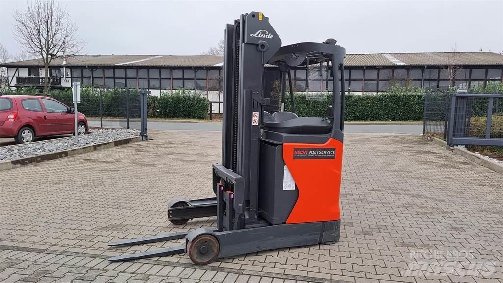 Linde R14 Reach truck - depo içi istif araçları