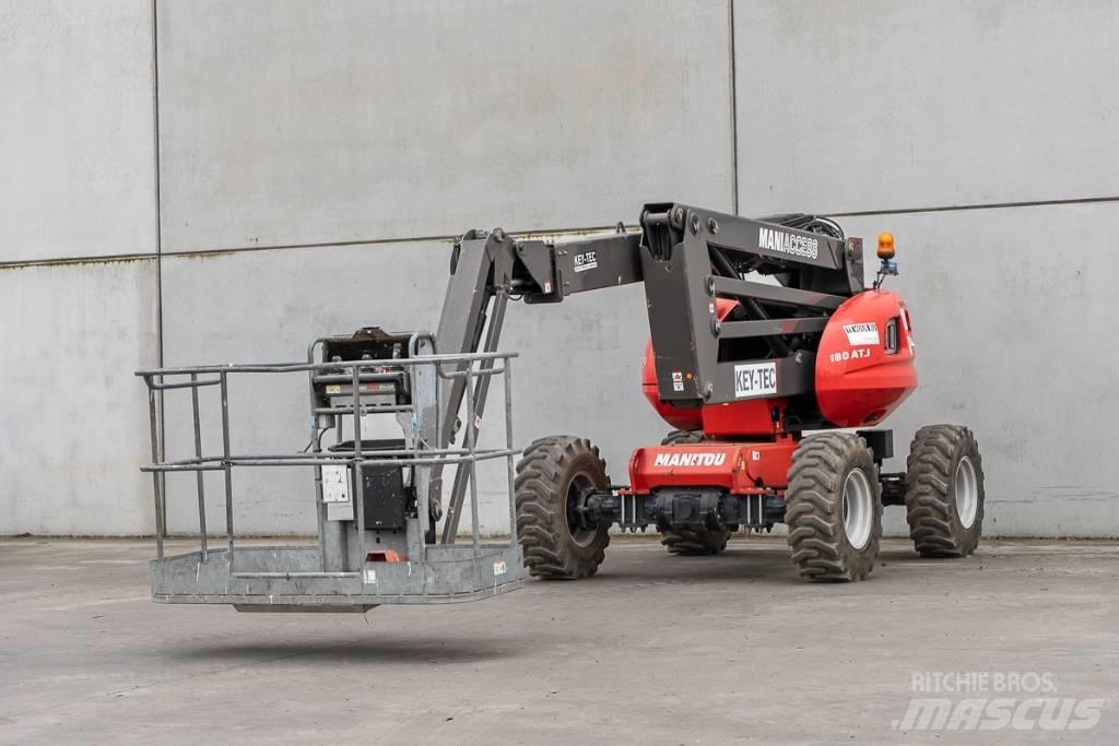 Manitou 180 ATJ Körüklü personel platformları