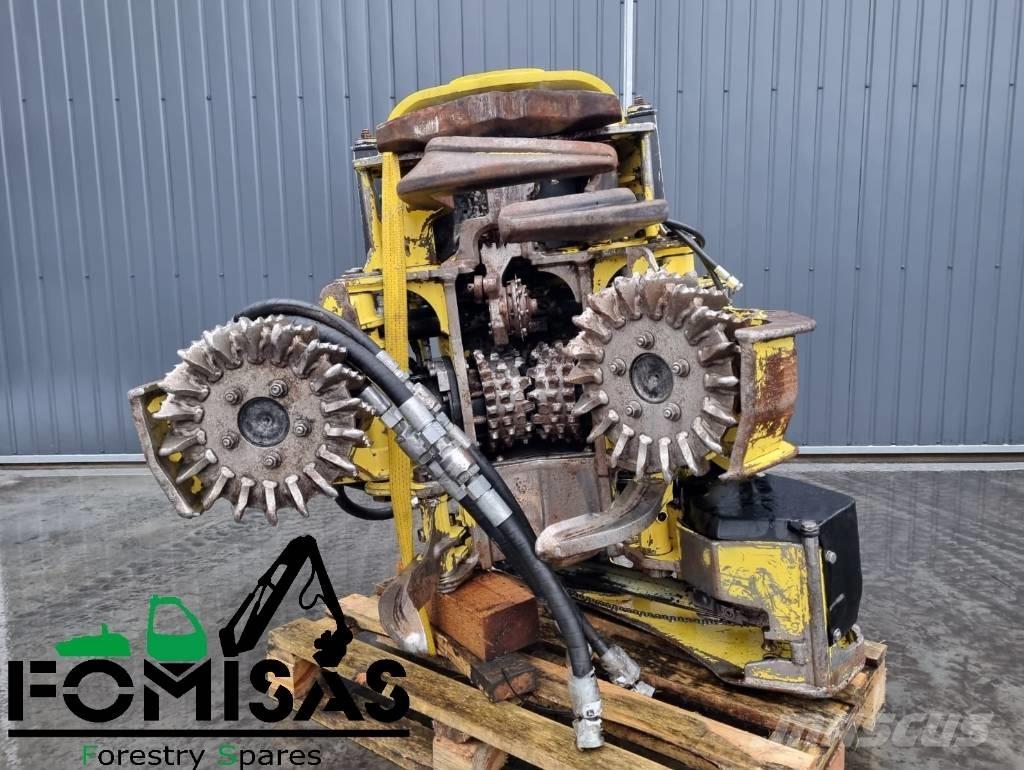 John Deere H413 Agaç kesme robotlari