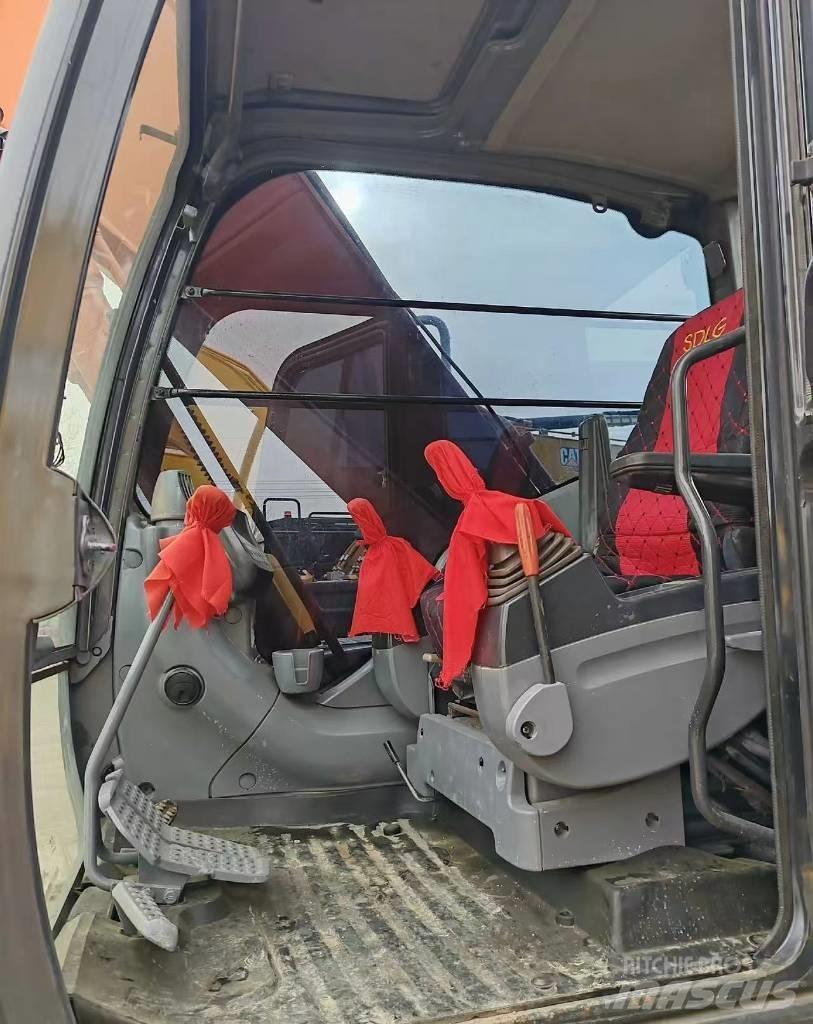 Hitachi 200 Paletli ekskavatörler