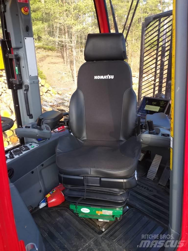 Komatsu 855 Tomruk yükleyici traktörler