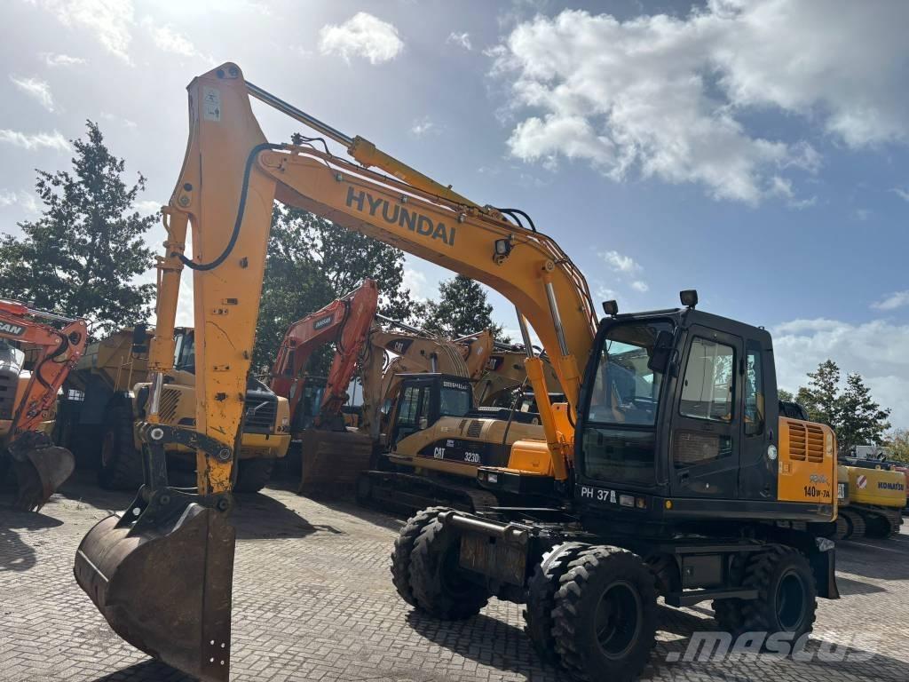 Hyundai 140W-7A Lastik tekerli ekskavatörler