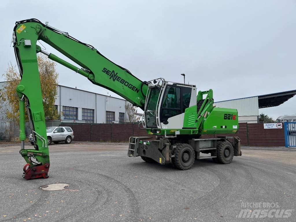 Sennebogen 821 Atık taşıma araçları