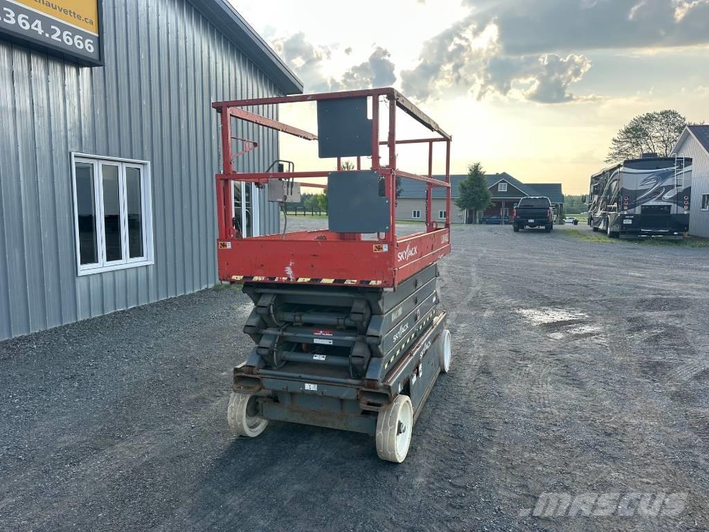 SkyJack SJ 4632 Makasli platformlar