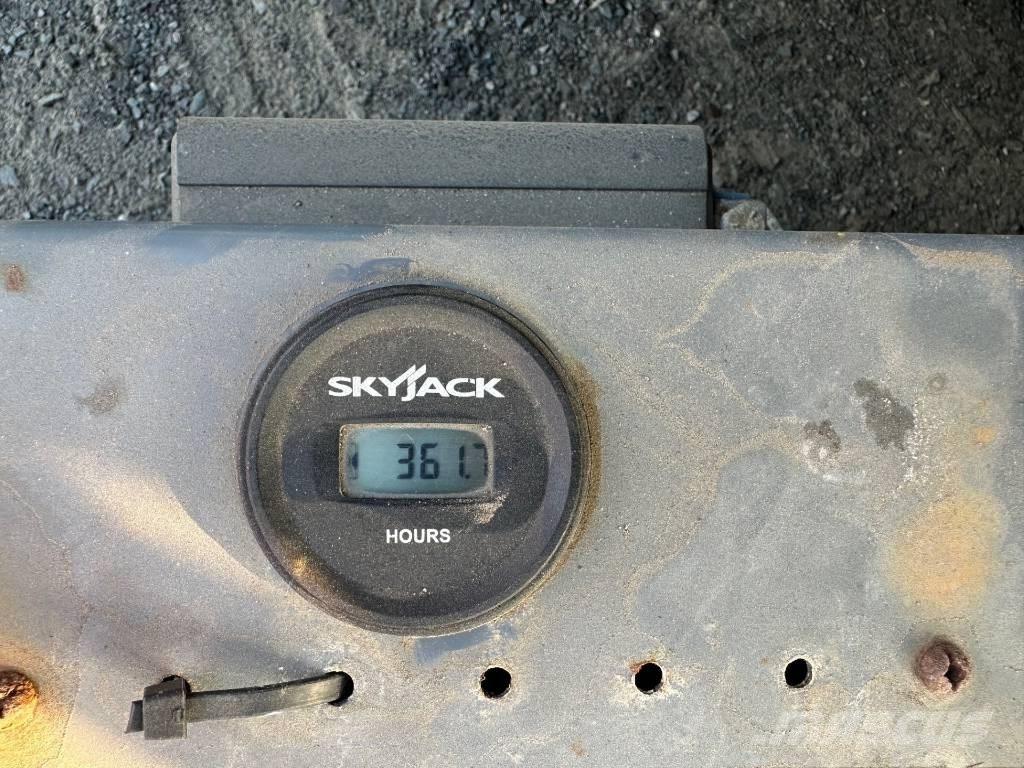 SkyJack SJ 4632 Makasli platformlar