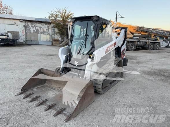 Bobcat T66 Skid steer loderler