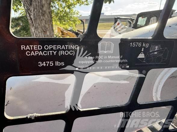 Bobcat T770 Skid steer loderler