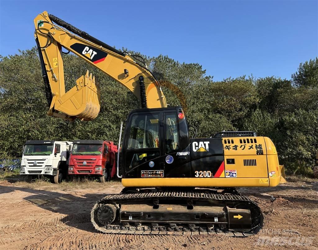 CAT 320 D L Paletli ekskavatörler