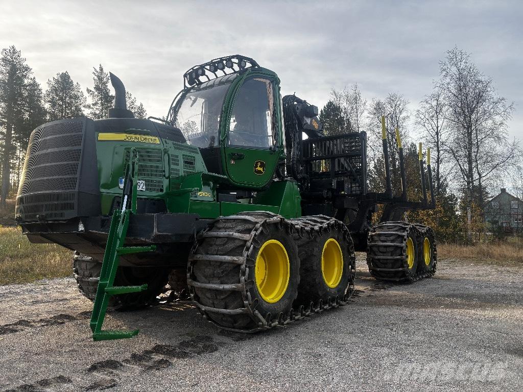John Deere 1510G Tomruk yükleyici traktörler