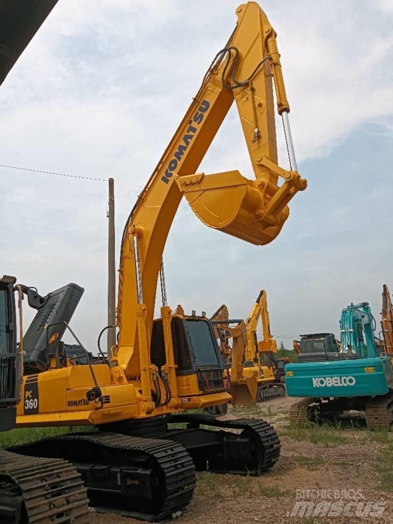 Komatsu PC 360 Paletli ekskavatörler