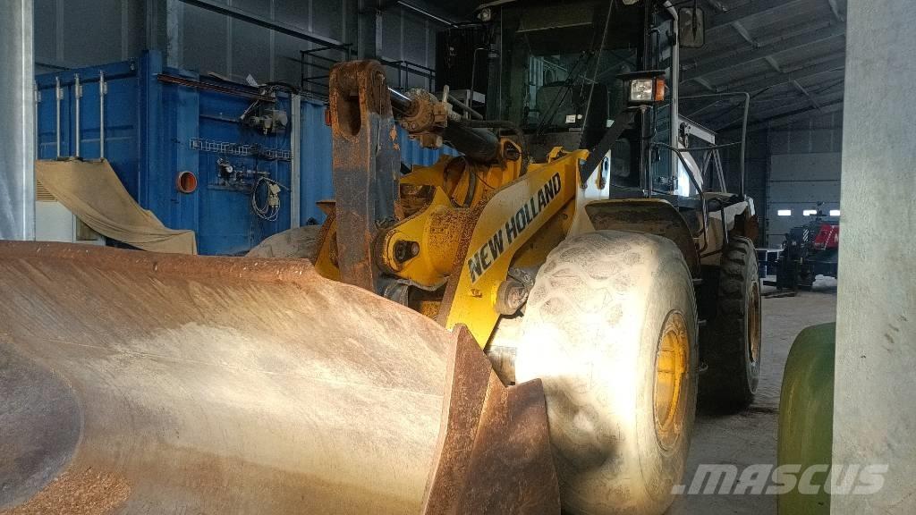 New Holland W 270 B Tekerlekli yükleyiciler