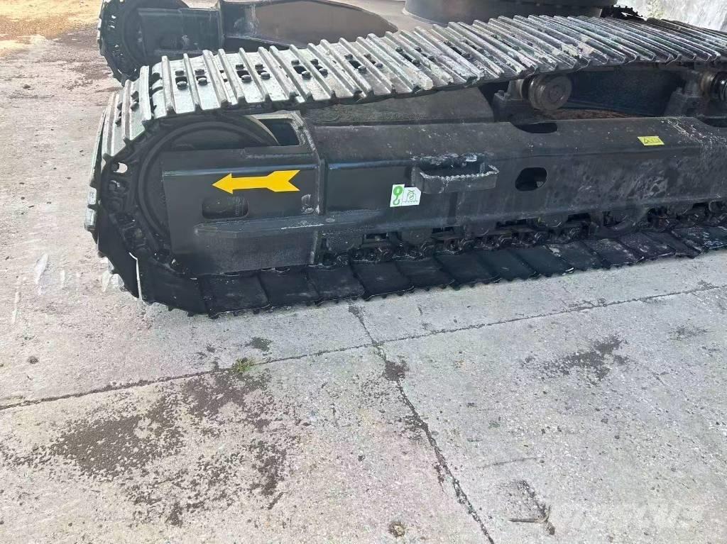 Doosan 225 Paletli ekskavatörler