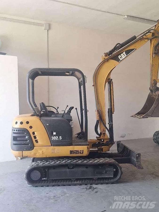 CAT 302.5 Mini ekskavatörler, 7 tona dek