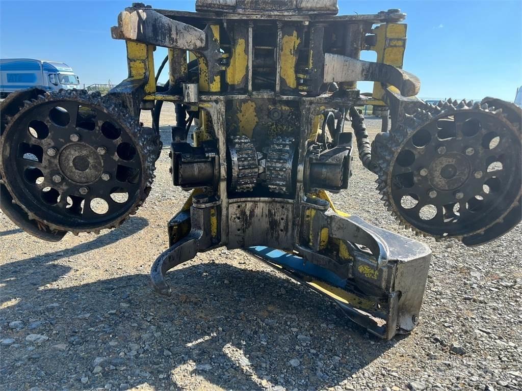 John Deere H480C Agaç kesme robotlari