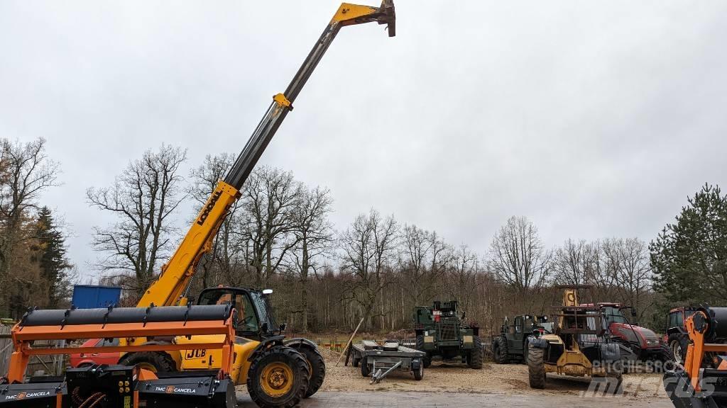 JCB 535-95 Tarimsal teleskopik yükleyiciler