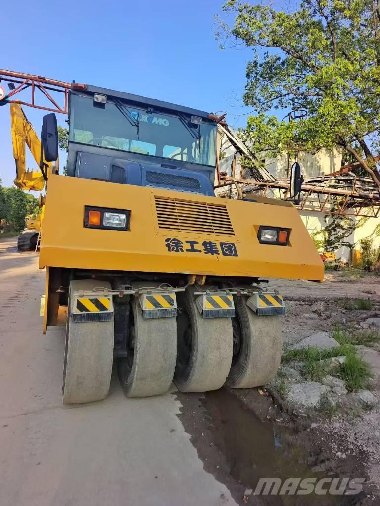 XCMG XP 263 Pnömatik lastikli silindirler