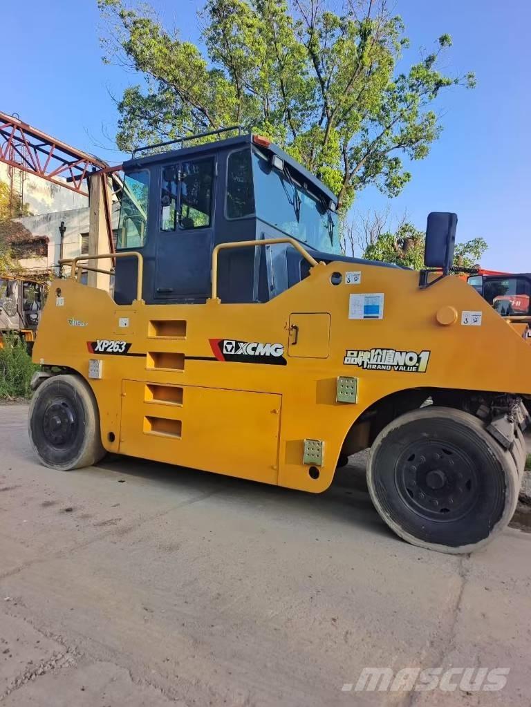 XCMG XP 263 Pnömatik lastikli silindirler