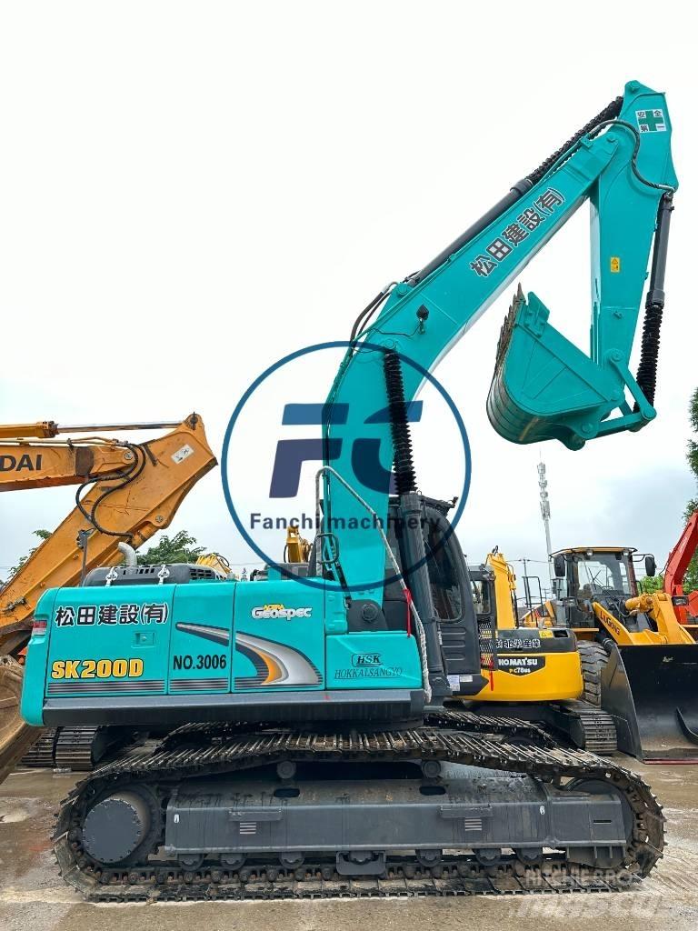 Kobelco SK 200-8 Paletli ekskavatörler