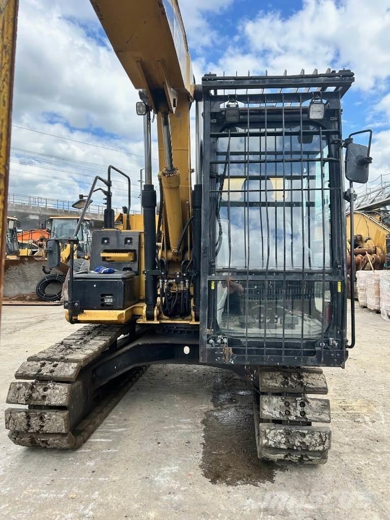 CAT 312 E Paletli ekskavatörler
