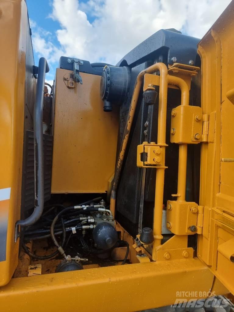CASE WX 145 Lastik tekerli ekskavatörler