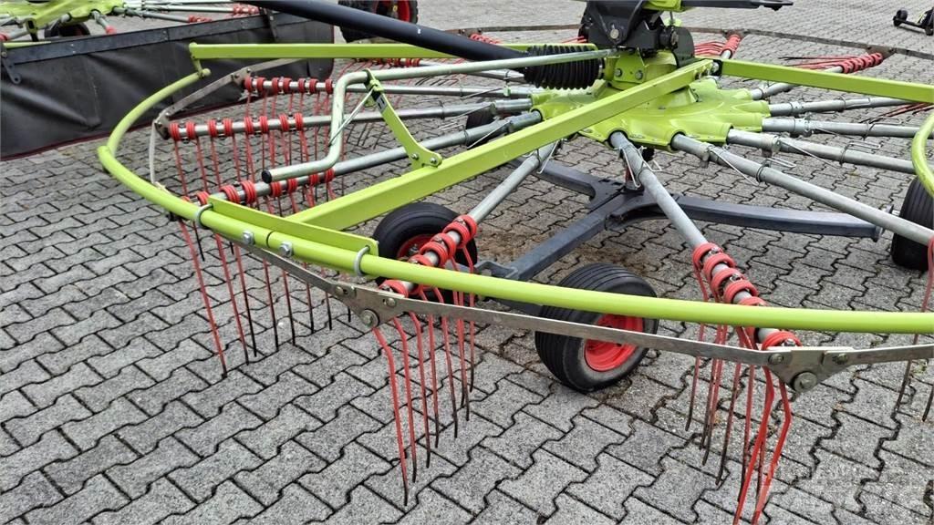 CLAAS Liner 2900 Kendi yürür saman makinaları