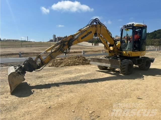 Komatsu PW98 MR-10 Lastik tekerli ekskavatörler
