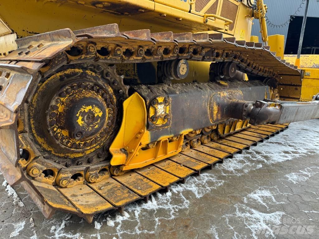 Komatsu D65PX-18 Paletli dozerler