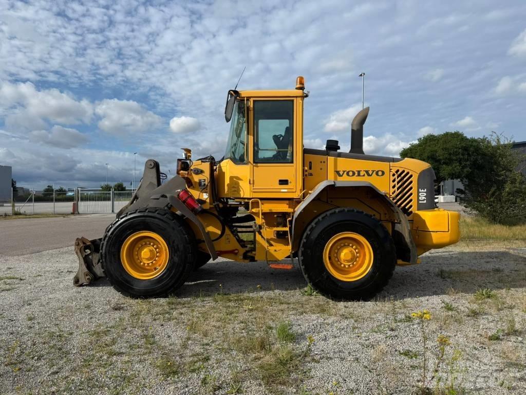 Volvo L 90 E Tekerlekli yükleyiciler