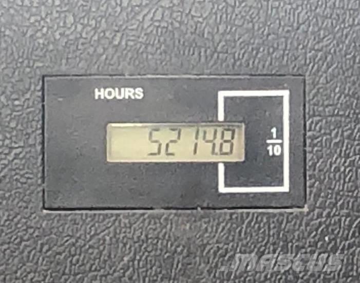 Hyundai HW140 Lastik tekerli ekskavatörler