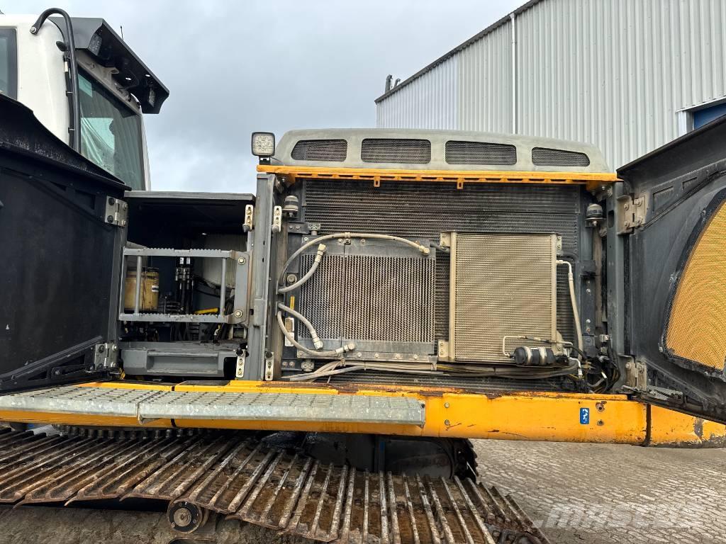 Liebherr R 946 Paletli ekskavatörler