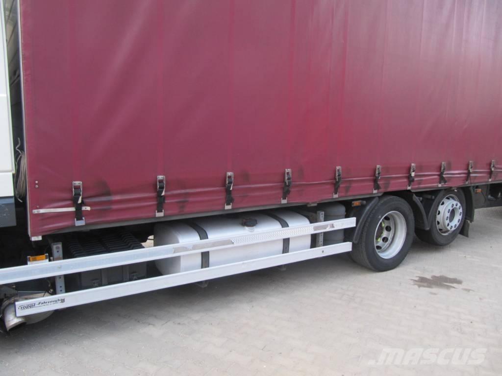 DAF XF 105 Kayar tenteli kamyonlar