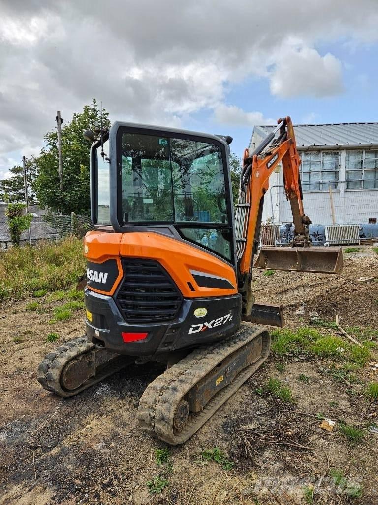 Doosan DX 27 Z Mini ekskavatörler, 7 tona dek
