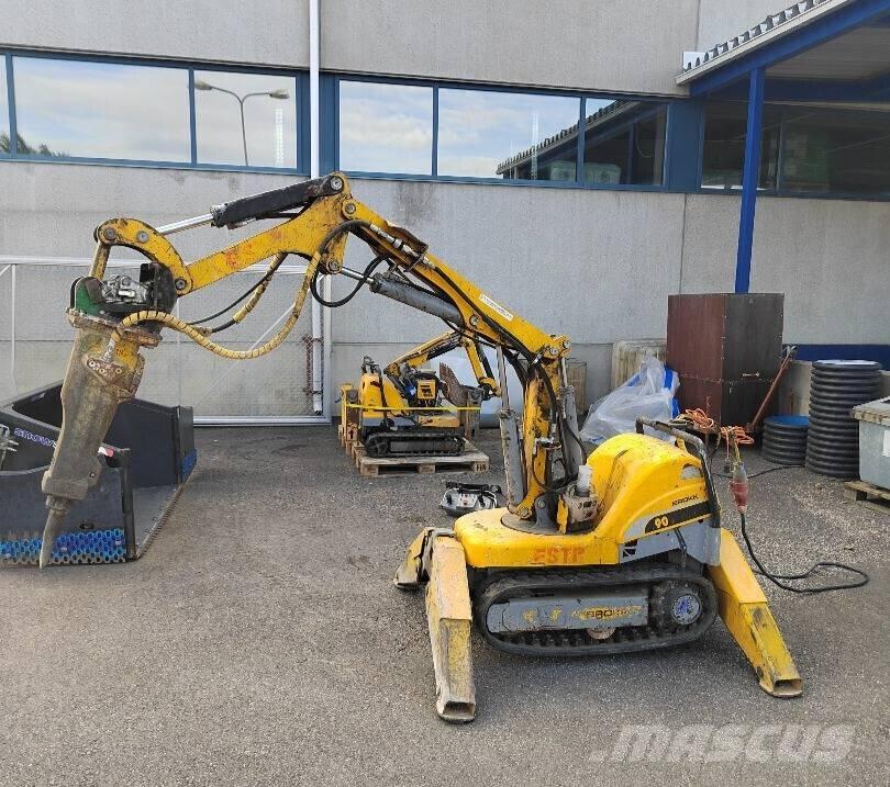 Brokk 90 Yıkım ekskavatörleri