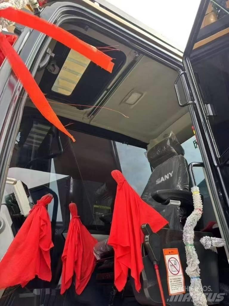Sany 305 Paletli ekskavatörler