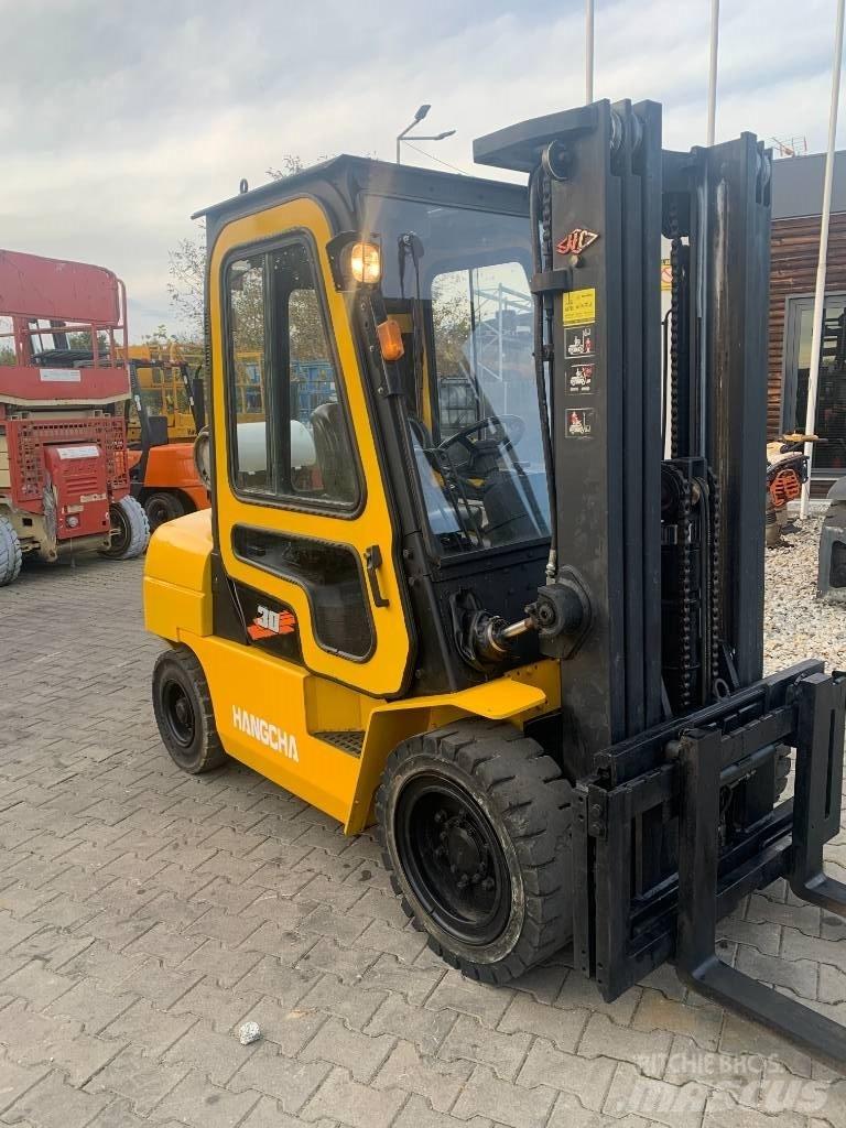 Hangcha CPQD 30 N LPG'li forkliftler
