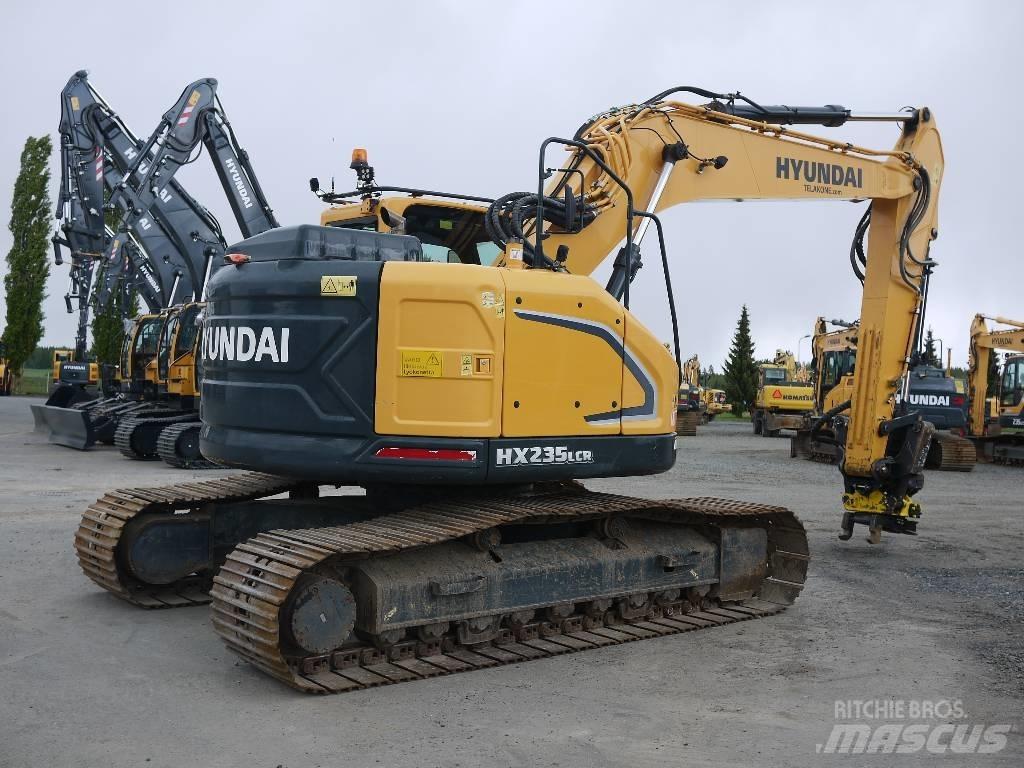 Hyundai HX 235 LCR Paletli ekskavatörler