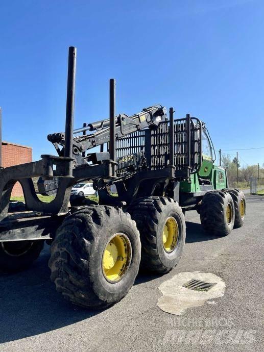 John Deere 1910 E Tomruk yükleyici traktörler