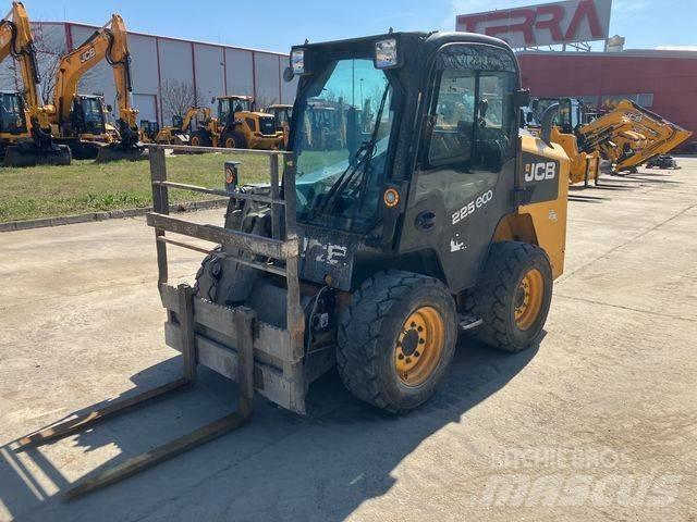 JCB 225 Skid steer loderler