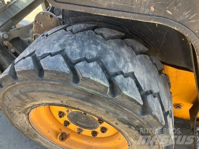 JCB 225 Skid steer loderler