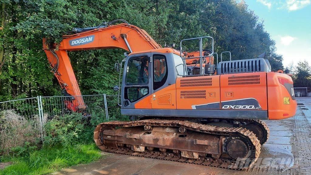 Doosan DX 300 LC-5 Paletli ekskavatörler