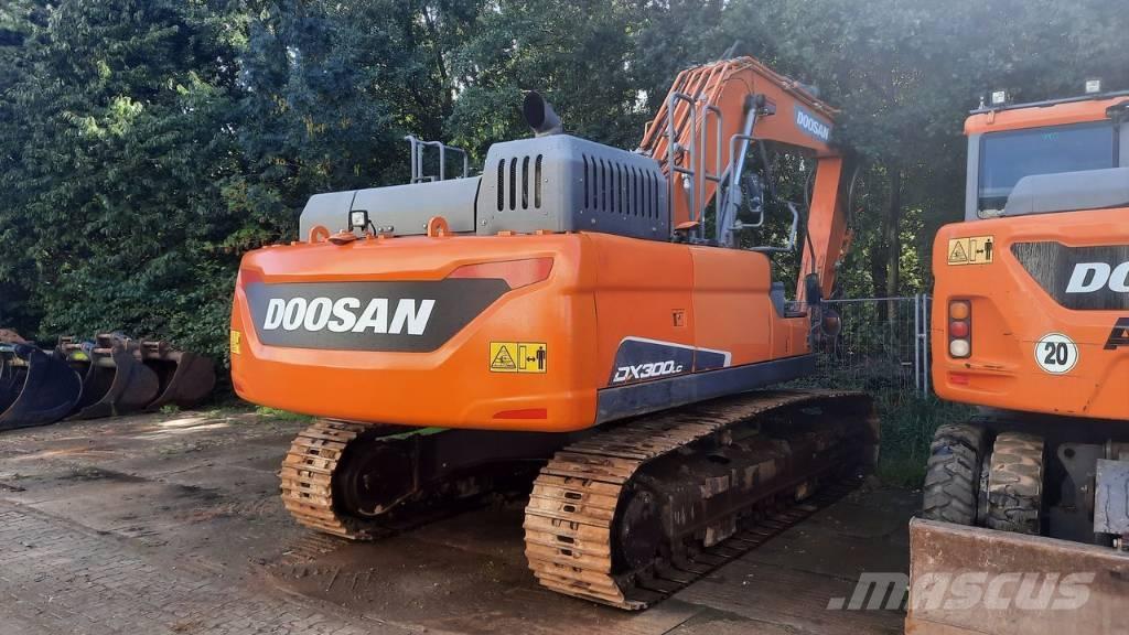Doosan DX 300 LC-5 Paletli ekskavatörler
