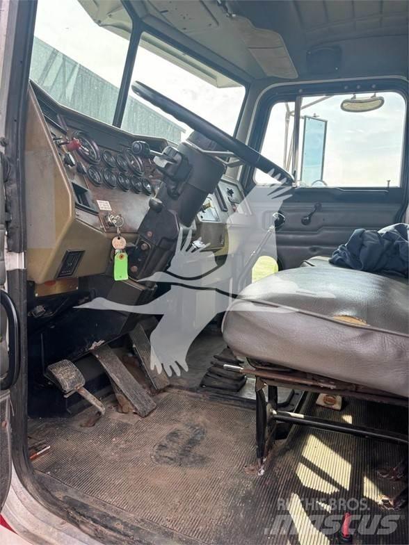 Peterbilt 357 Damperli kamyonlar