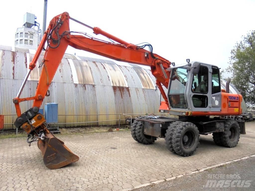 Hitachi FH 130 W-3 Lastik tekerli ekskavatörler