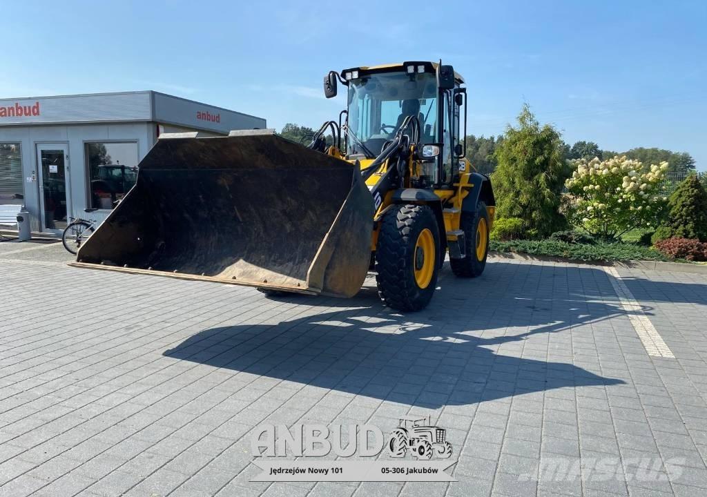 JCB 411 HT Tekerlekli yükleyiciler