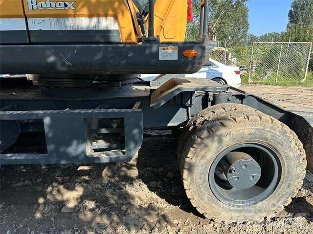 Hyundai 210W Lastik tekerli ekskavatörler
