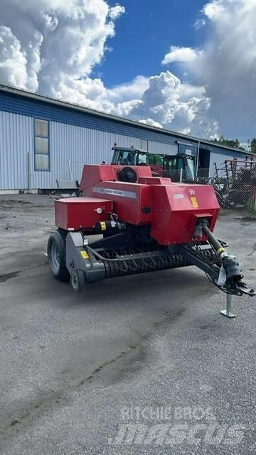 Massey Ferguson 1840 Küp balya makinalari