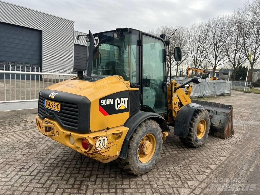 CAT 906 M Tekerlekli yükleyiciler