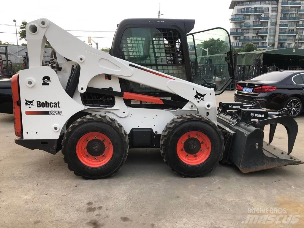 Bobcat S770 Skid steer loderler