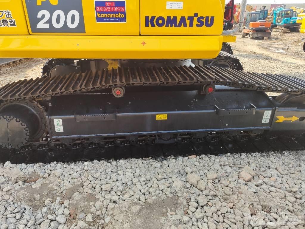 Komatsu PC 200 Paletli ekskavatörler