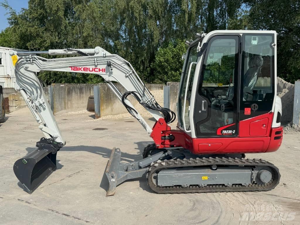 Takeuchi TB 235-2 Mini ekskavatörler, 7 tona dek